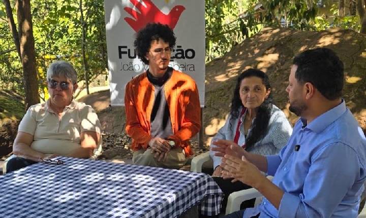 Adrian Jhonnson DEFENDE RENOVAÇÃO POLÍTICA E FOCO EM CAUSAS SOCIAIS