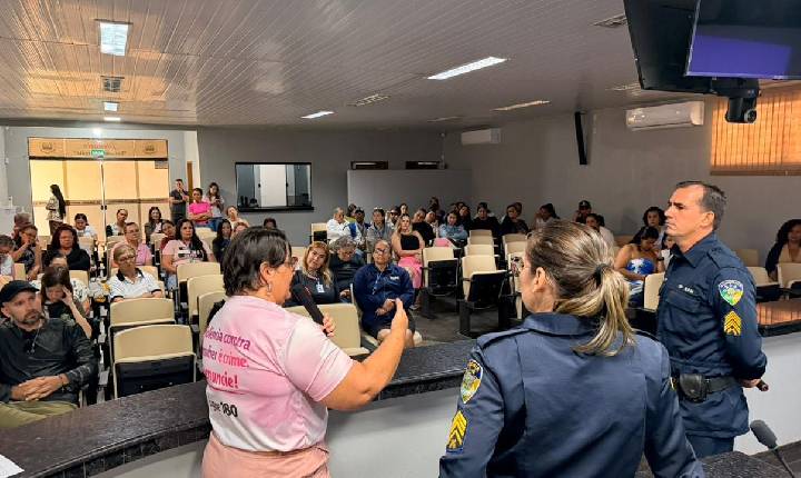 Através da Procuradoria da Mulher,  Janete Lins promove palestra aos ACS em parceria com a Patrulha Maria da Penha 