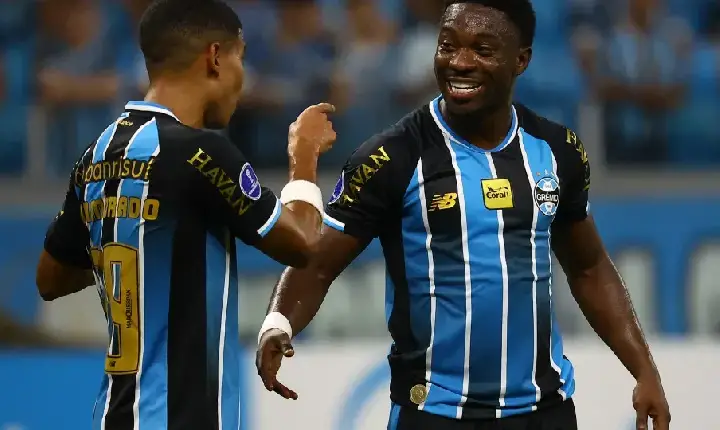 Bahia e Grêmio duelam no Brasileirão após destinos diferentes na Copa do Brasil