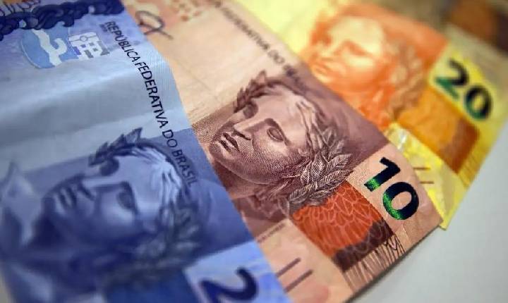 Brasil - Aposentados e pensionistas do INSS começam a receber 13º nesta sexta