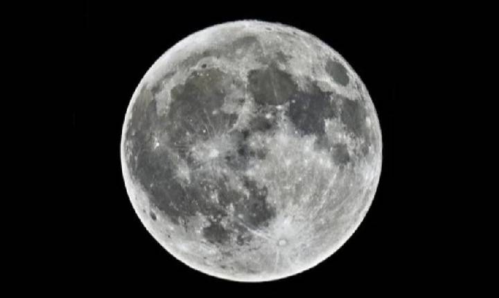 Brasil - Lua Azul : Fenômeno raro vai iluminar o céu no fim de maio
