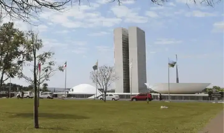 Brasil | Trabalho - CNI mobiliza Congresso para ampliar debate sobre redução da jornada de trabalho