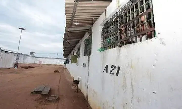 cidade - Oito apenados pegam quase 200 anos por morte de colega de cela