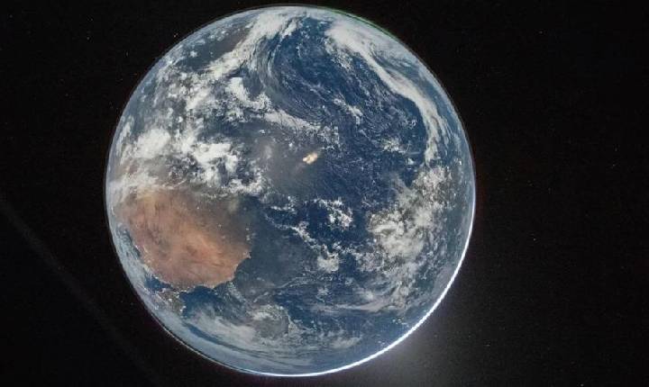 Ciência & Tecnologia -  Por que precisamos tratar a Terra como uma nave espacial