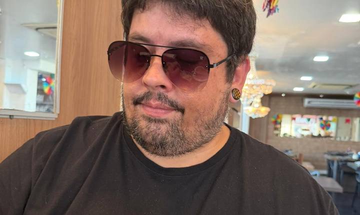 “Dez Minutos de Prosa” recebe Vinícius Canova e destaca a trajetória de um dos maiores jornalistas da história de Rondônia