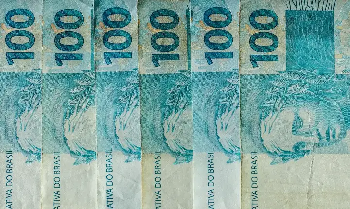 Economia - Caixa paga Bolsa Família de julho a beneficiários com NIS de final 4