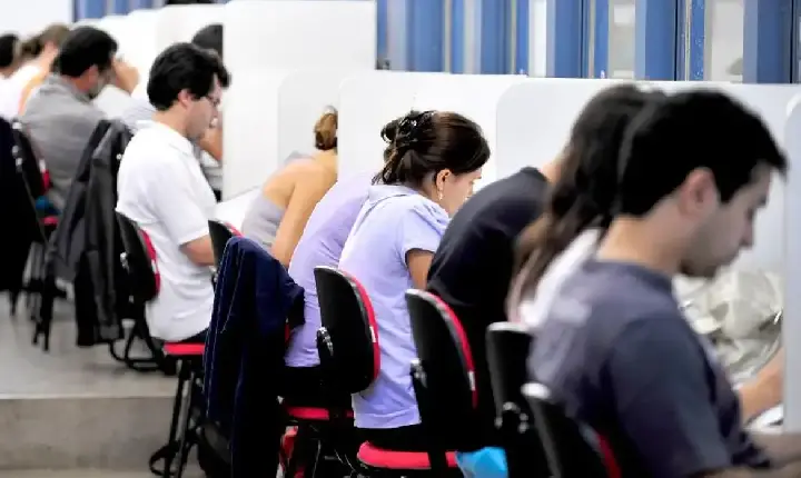 Educação Inscrições para exame de proficiência em português terminam quinta