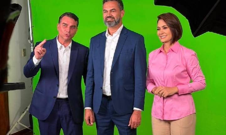 Eleições - Michelle Bolsonaro reforça apoio a Bruno Bolsonaro Scheid e gesto amplia projeção política do candidato em Brasília