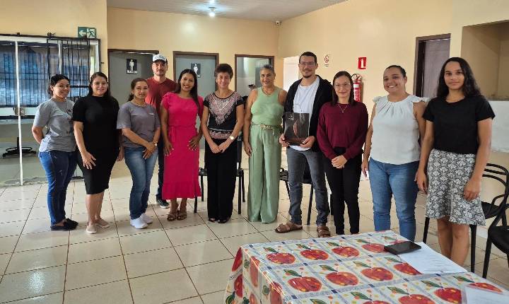 Equipe da Casa da Criança de Rolim de Moura participa de palestra sobre “Revelação Espontânea”