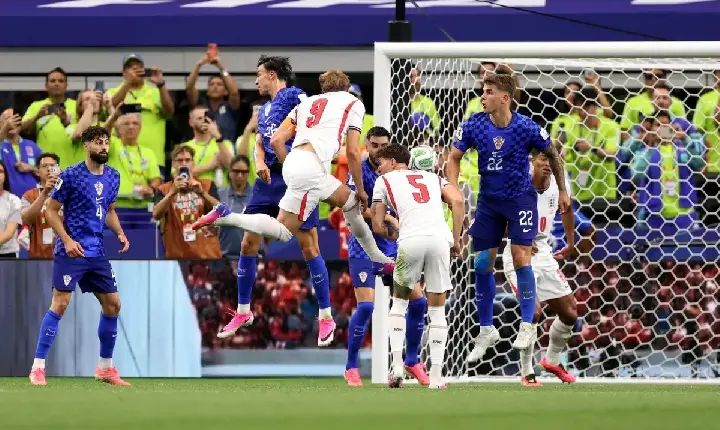Esportes - Com dois de Kane, Inglaterra vence Croácia por 4 x 2 na Copa do Mundo
