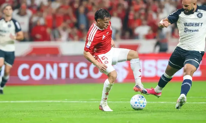 Esportes - Com gol no último minuto, Internacional e Remo empatam no Beira-Rio