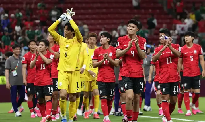 Esportes - Coreia do Sul vence República Tcheca de virada
