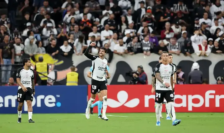 Esportes - Corinthians derrota Santa Fe e segue 100% na Copa Libertadores
