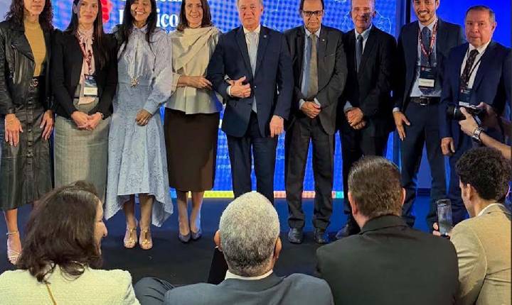 Evento - Dr. Fernando Máximo participa de fórum da CGADB que reuniu lideranças religiosas e políticas de todo o país