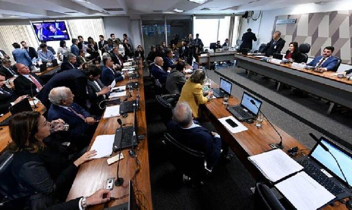 FIM DA IMPUNIDADE - Manobra da bancada de Lula retarda outra vez projeto de redução da maioridade