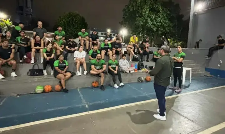 FORMAÇÃO -  Acadêmicos tiram duvidas sobre Curso de Árbitro da FFER Academy em Porto Velho