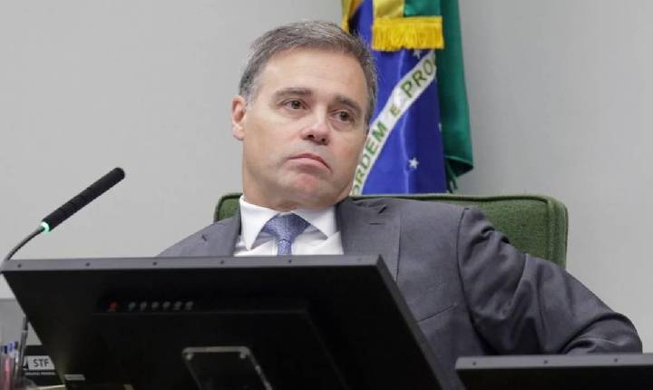 Fraudes bilionárias -  Mendonça envia à PGR delação de Camisotti no roubo a aposentados