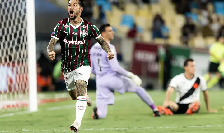 Futebol -  Em jogo com polêmicas, Fluminense vence Vasco com gol de Lucho Acosta