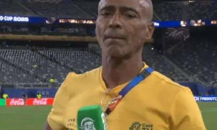 Futebol - Justiça manda penhorar cachê de Romário na CazéTV