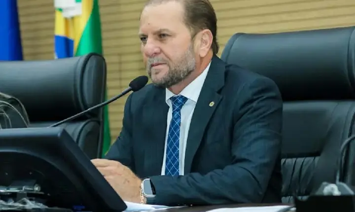 INFRAESTRUTURA - Escola de Alto Alegre recebe reforma geral com apoio do deputado Cirone Deiró