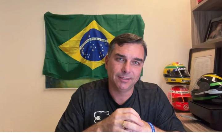 INSS - Flávio diz que esquema do roubo aos aposentados do INSS chegou ao gabinete de Lula