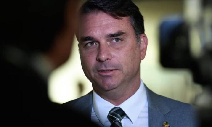 Jogo bruto - TSE restabelece filiação de Flávio ao PL, após ‘molecagem’ que o filiou ao Missão