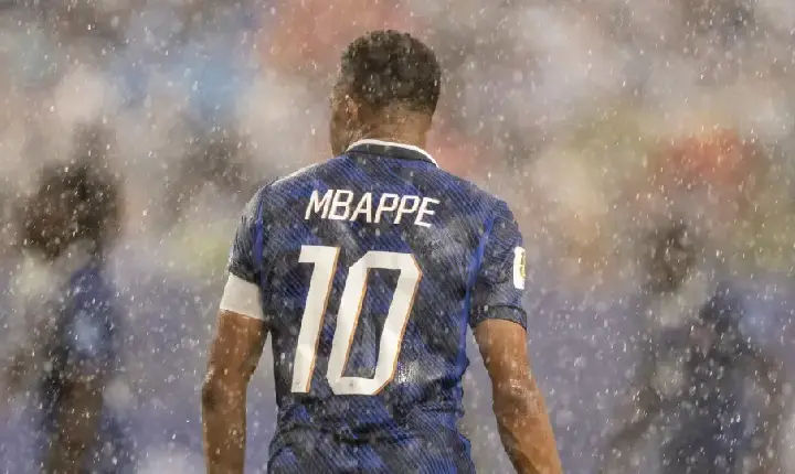 Jogo entre França e Iraque na Copa é suspenso por tempestade nos EUA