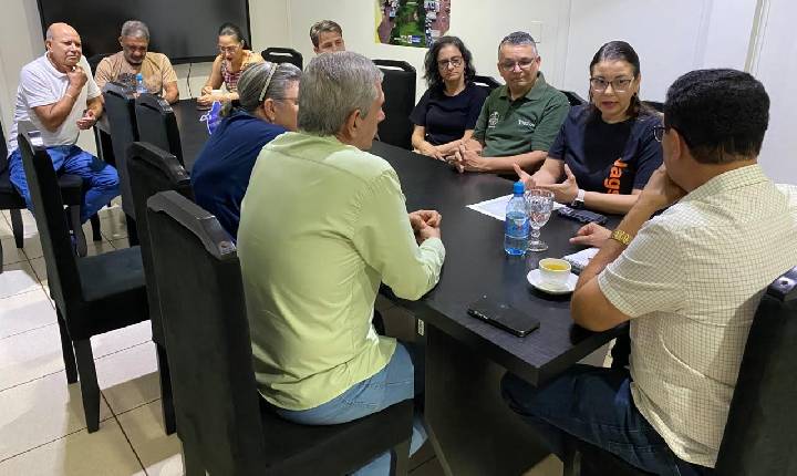 Liquida Rolim pauta reunião entre Prefeitura e ACIRM para fortalecer o comércio local