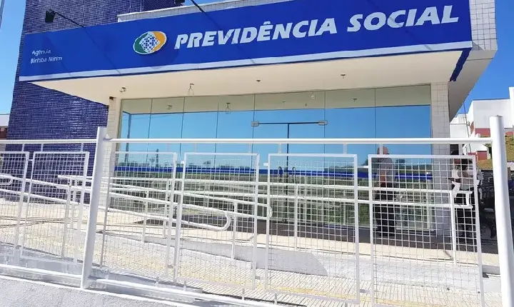 Lula não cumpre promessa e fila do INSS dobra de tamanho