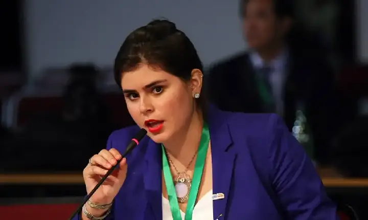 Meio Ambiente - Brasileira defende mais influência dos jovens nas decisões da COP17