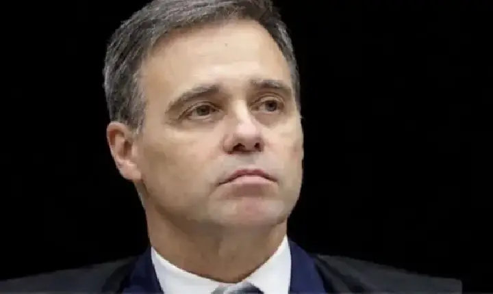 Opinião - Mendonça reforça a segurança e passa a usar colete à prova de balas