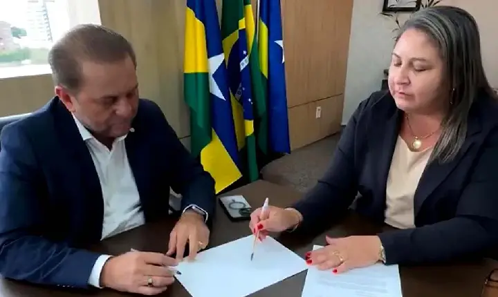 PARCERIA  - Apoio do deputado Cirone Deiró contribui com desenvolvimento de Chupinguaia