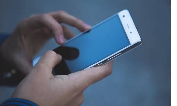 Plantão de Polícia  -  Golpe do amor: mulher perde R$ 45 mil em Rondônia e suspeito é preso após extorsão com imagens íntimas