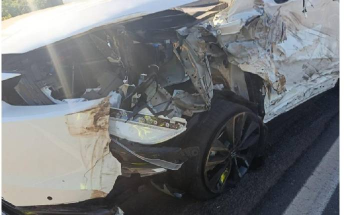 Plantão de Polícia -  Motorista cochila ao volante, invade pista contrária e bate em carreta na BR-364, em Rondônia