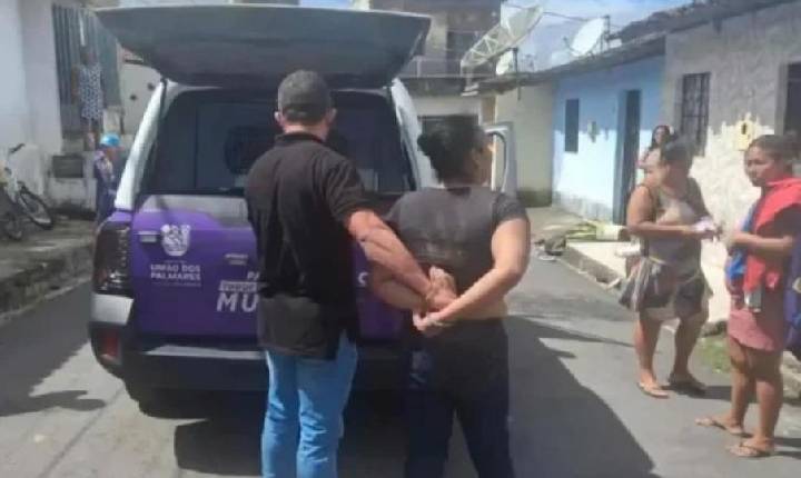 Plantão de Polícia - Mulher é presa suspeita de esfaquear e cortar cabelo de menina de 12 anos em União dos Palmares