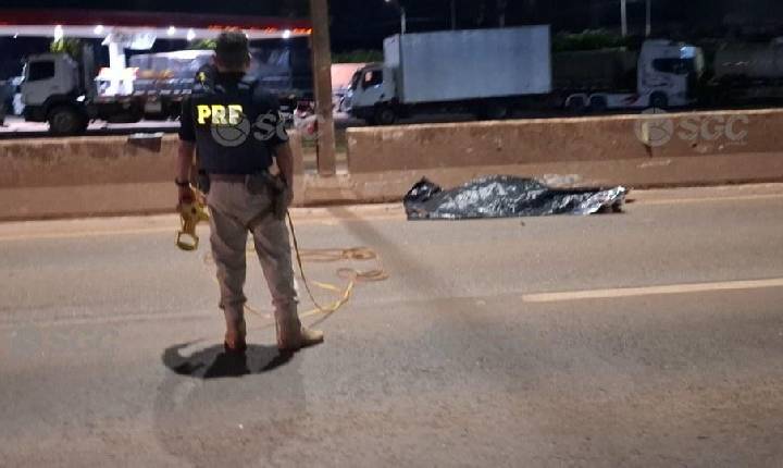 Plantão de Polícia - VIDEO: Jovem de 19 anos morre após grave acidente de moto