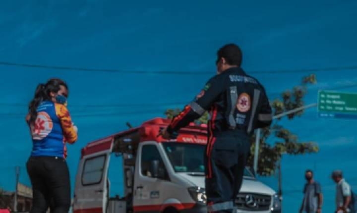 Plantão de Polícia - VIOLÊNCIA: Mulher é agredida a pauladas na cabeça no Centro de Porto Velho e agressor foge após ataque