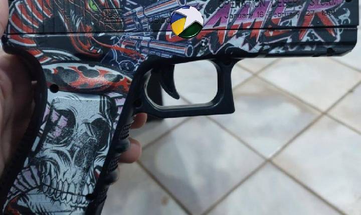 Polícia - Fotos com simulacro dentro de escola circulam em redes sociais e mobilizam PM