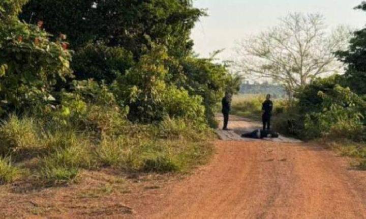 Polícia - Homem é encontrado morto a tiros e com sinais de agressão na zona rural de RO