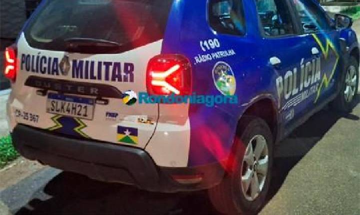 Polícia - Ladrão esfaqueia morador de rua e foge com carteira da vítima