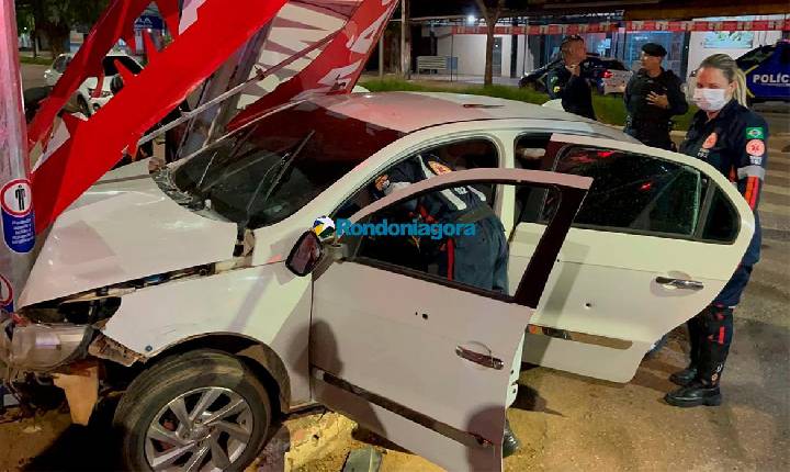 Polícia - Motorista é baleado na cabeça e carro atingido por 7 tiros durante perseguição na capital