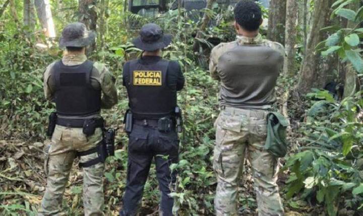 Polícia - PF e Ibama destroem máquinas usadas em garimpo ilegal em terra indígena