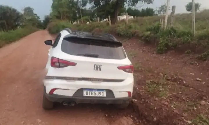 Polícia - Polícia Militar recupera em Rolim de Moura veículo furtado em Ouro Preto
