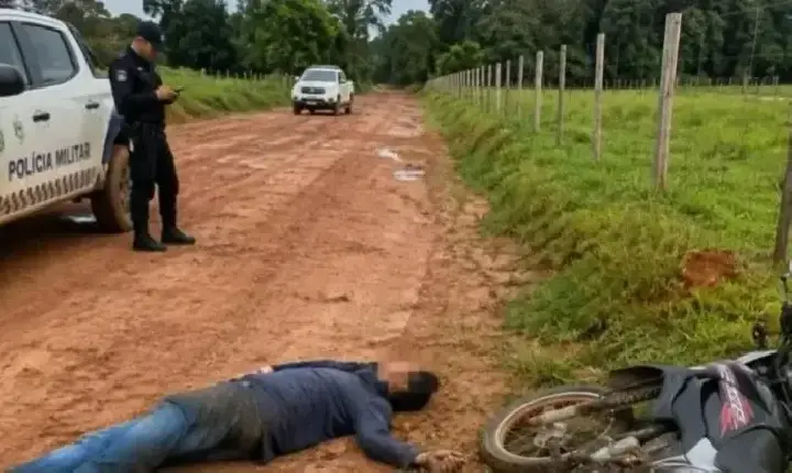 Polícia - Trabalhador morre após sofrer possível mal súbito enquanto conduzia motocicleta na zona rural de RO