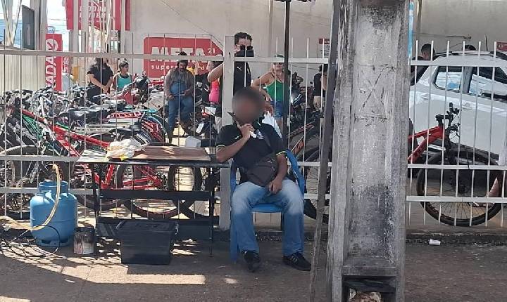 Polícia - Vendedor ameaça a própria vida em supermercado da capital