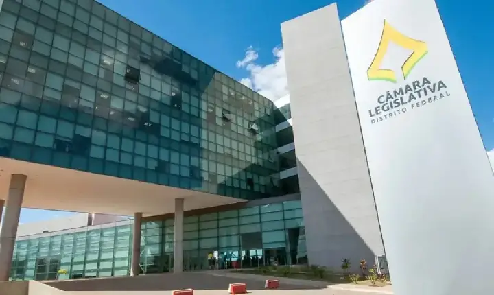 Política - Câmara Legislativa extingue escala 6 por 1 para terceirizados