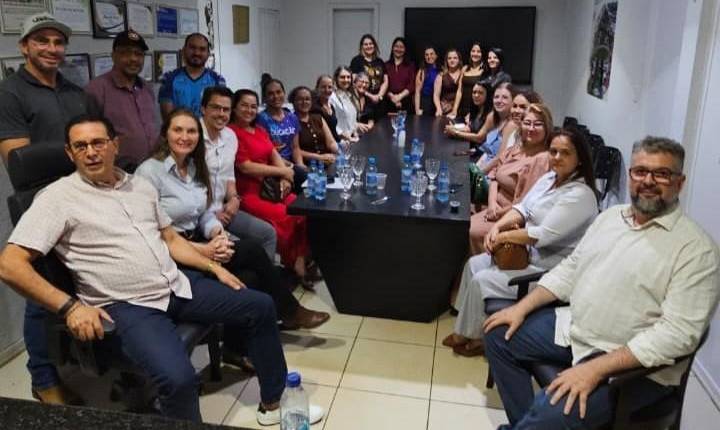 Política - Deputada Lebrinha discute demandas da educação em Rolim de Moura