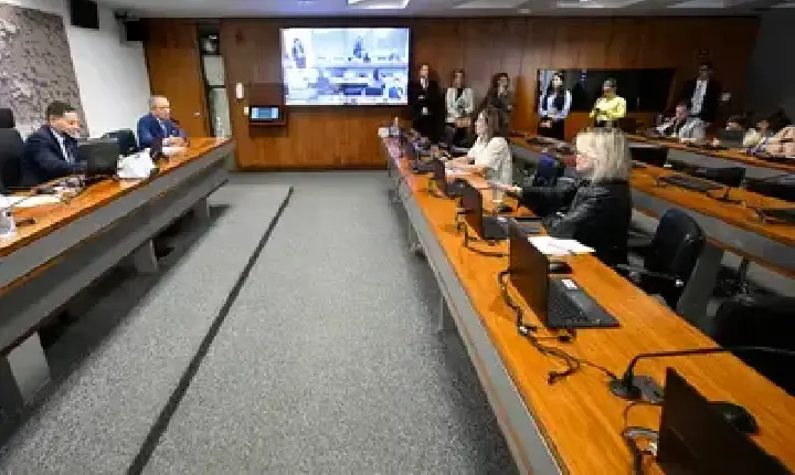 Política - Liderados por Flori, prefeitos do Cone-Sul anunciam apoio a Marcos Rogério