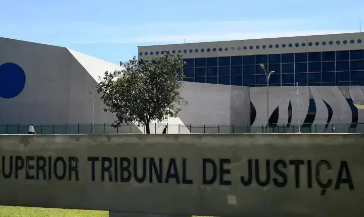 Política -  STJ mantém absolvição em caso de estupro de vulnerável