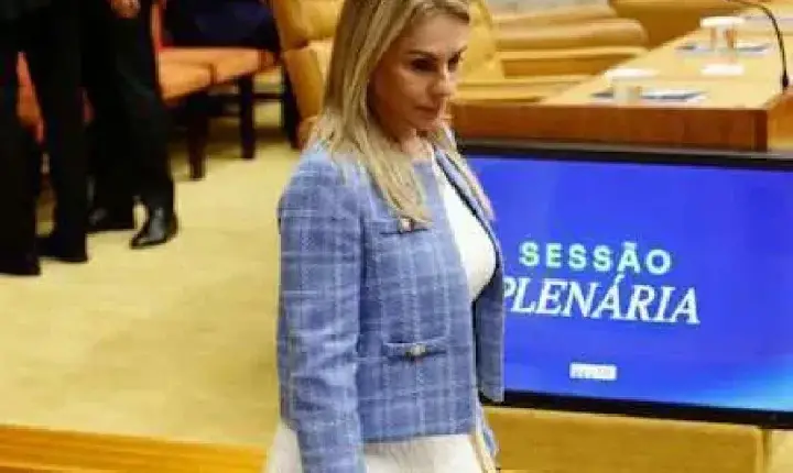 Política - Surge alguém que recebeu mais que Viviane Barci no escândalo do Banco Master